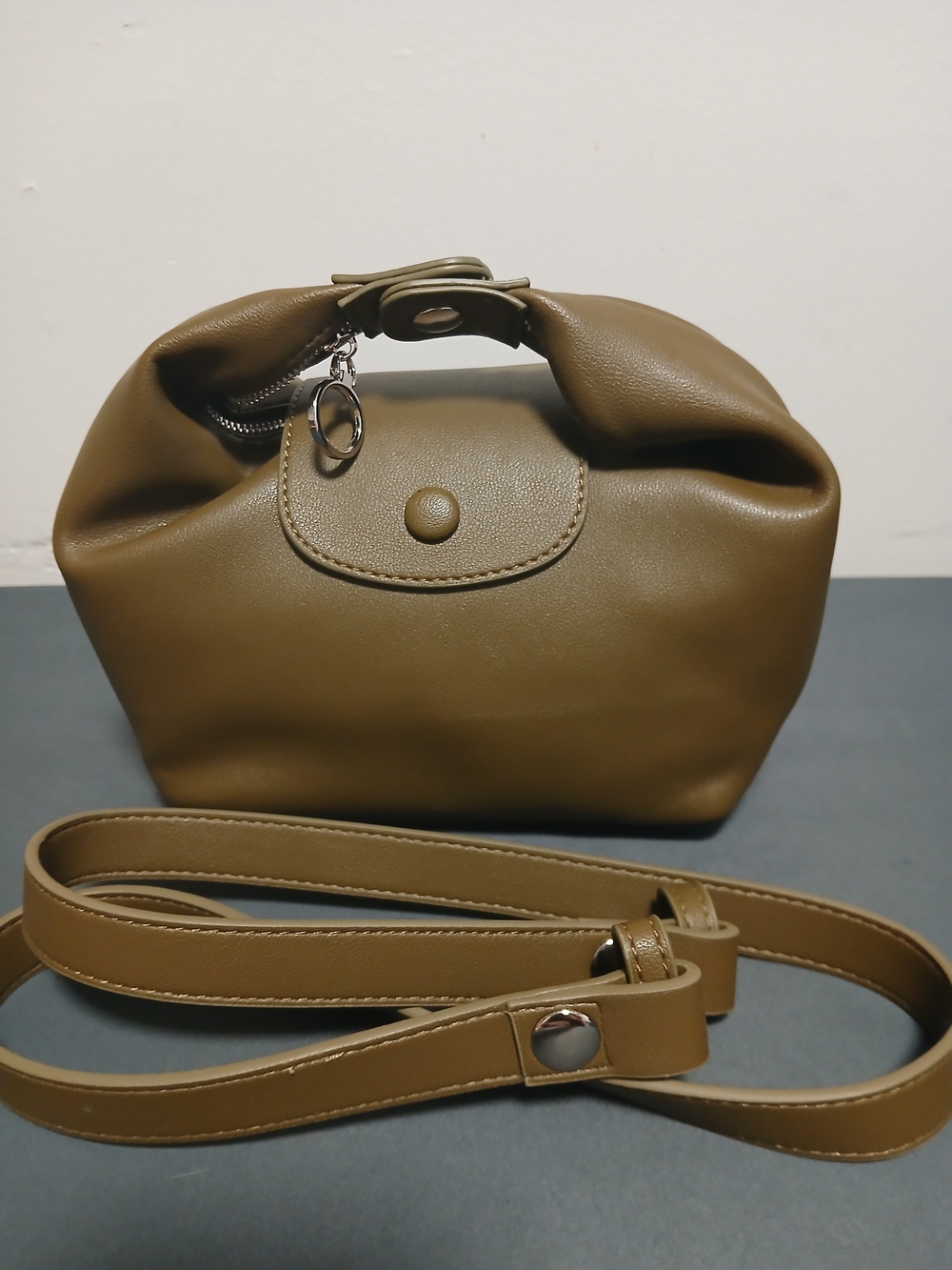 Olive Green Women’s Crossbody Bag Everyday Style